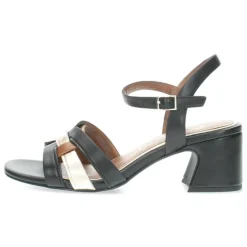 Zwarte sandalen