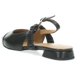 Zwarte slingbacks
