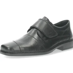 Zwarte slip-ons