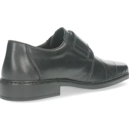 Zwarte slip-ons
