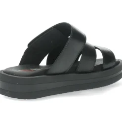 Zwarte slippers