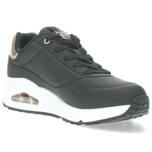 Zwarte sneakers