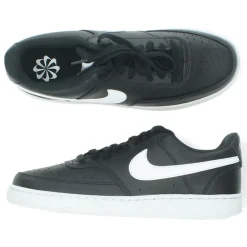 Zwarte sneakers