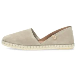 Beige espadrilles