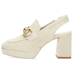 Beige mocassins op hak