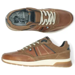 Cognac sneakers