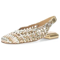 Metallic slingbacks