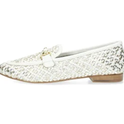 Witte mocassins