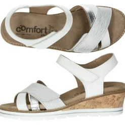 Witte sandalen