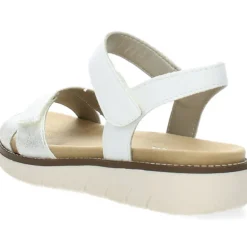 Witte sandalen