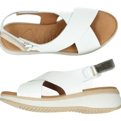 Witte sandalen