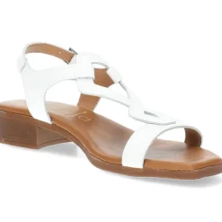 Witte sandalen