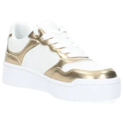 Witte sneakers