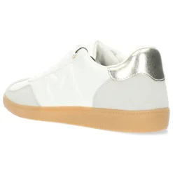 Witte sneakers