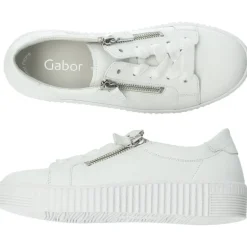 Witte sneakers