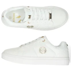 Witte sneakers