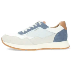 Witte sneakers