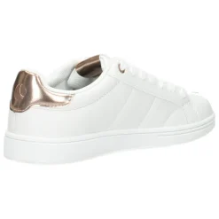 Witte sneakers