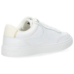 Witte sneakers