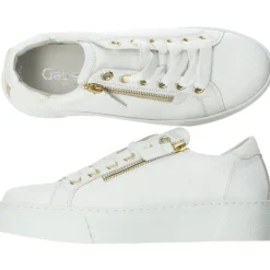 Witte sneakers