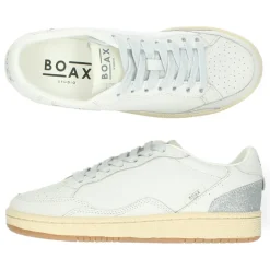 Witte sneakers
