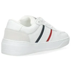 Witte sneakers