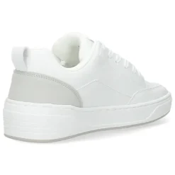 Witte sneakers