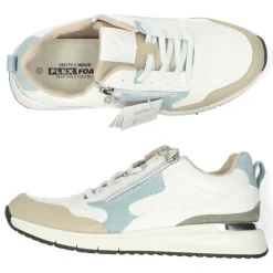Witte sneakers