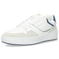 Witte sneakers