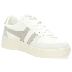 Witte sneakers
