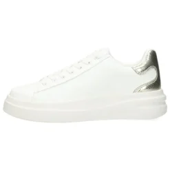 Witte sneakers