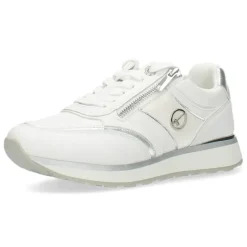 Witte sneakers