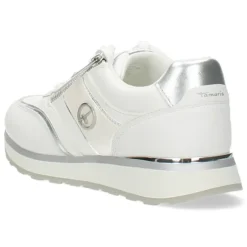 Witte sneakers