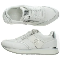 Witte sneakers