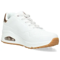 Witte sneakers