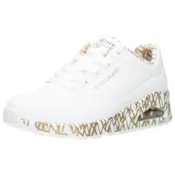 Witte sneakers