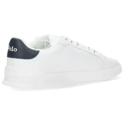 Witte sneakers