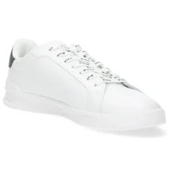 Witte sneakers