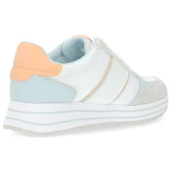 Witte sneakers
