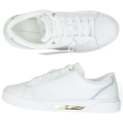 Witte sneakers
