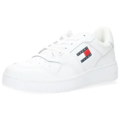 Witte sneakers