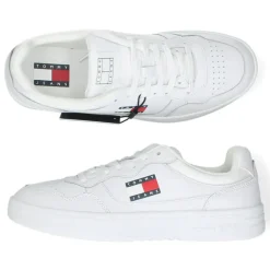 Witte sneakers