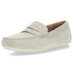 Zandkleurige mocassins