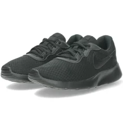 Zwarte baskets Tanjun M