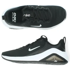 Zwarte sportschoenen